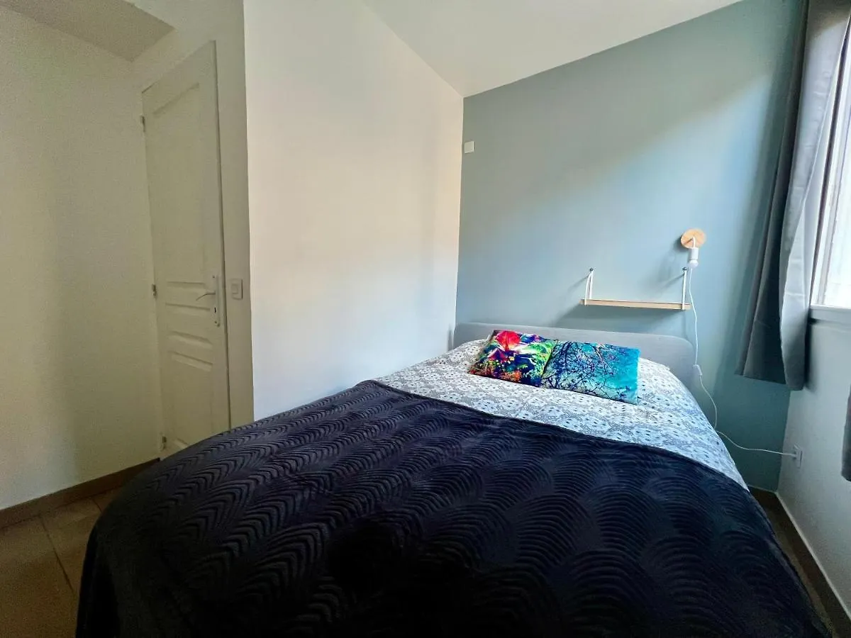 Tabi Appart ,Modern Chic Vs Free Parking,Wifi,Draps Thiers 0*,  France